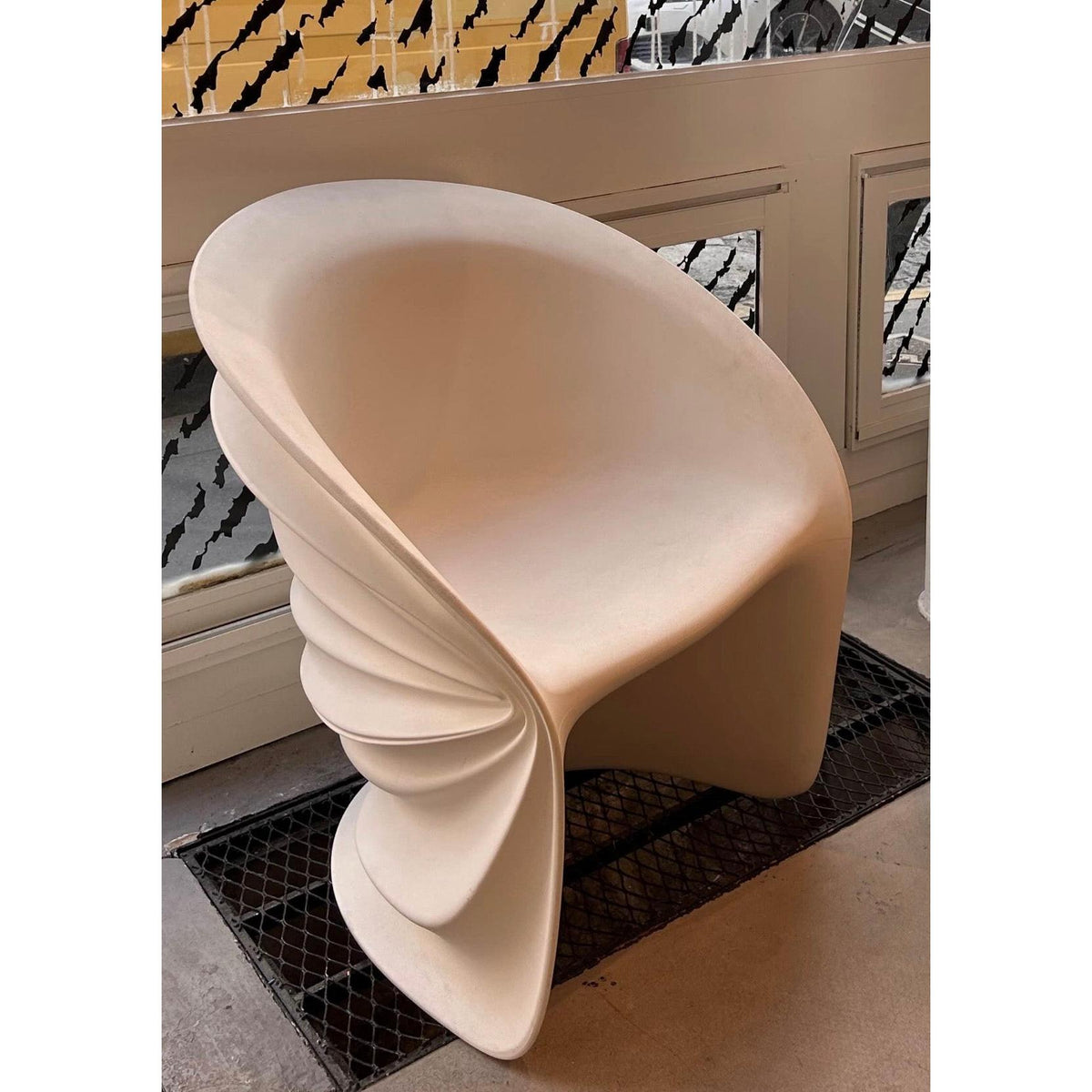 Fauteuil Modesty blanc - Driade - modèle d&