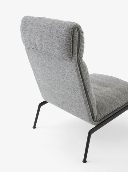 Fauteuil Muno LN16 dossier haut de Luca Nichetto - &amp;Tradition-Noir chaud-Tissu groupe 1-The Woods Gallery