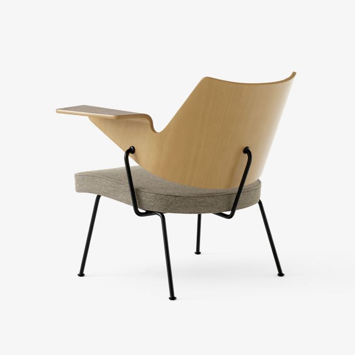 Fauteuil RFH RD8 par Robin Day - &amp;Tradition-Noyer/Hallingdal 227-The Woods Gallery