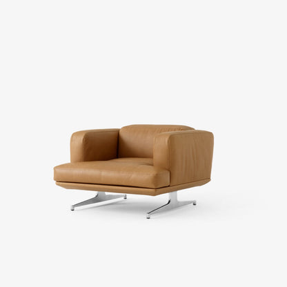 Fauteuil Rembourré Inland AV21 de Anderssen &amp; Voll - &amp;Tradition-Cuir-The Woods Gallery