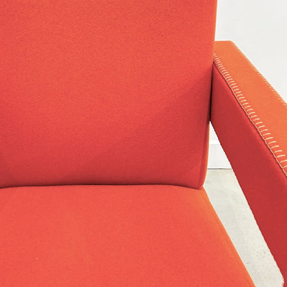 Fauteuil Utrecht 637 de Gerrit Thomas Rietveld - Cassina-Orange-The Woods Gallery