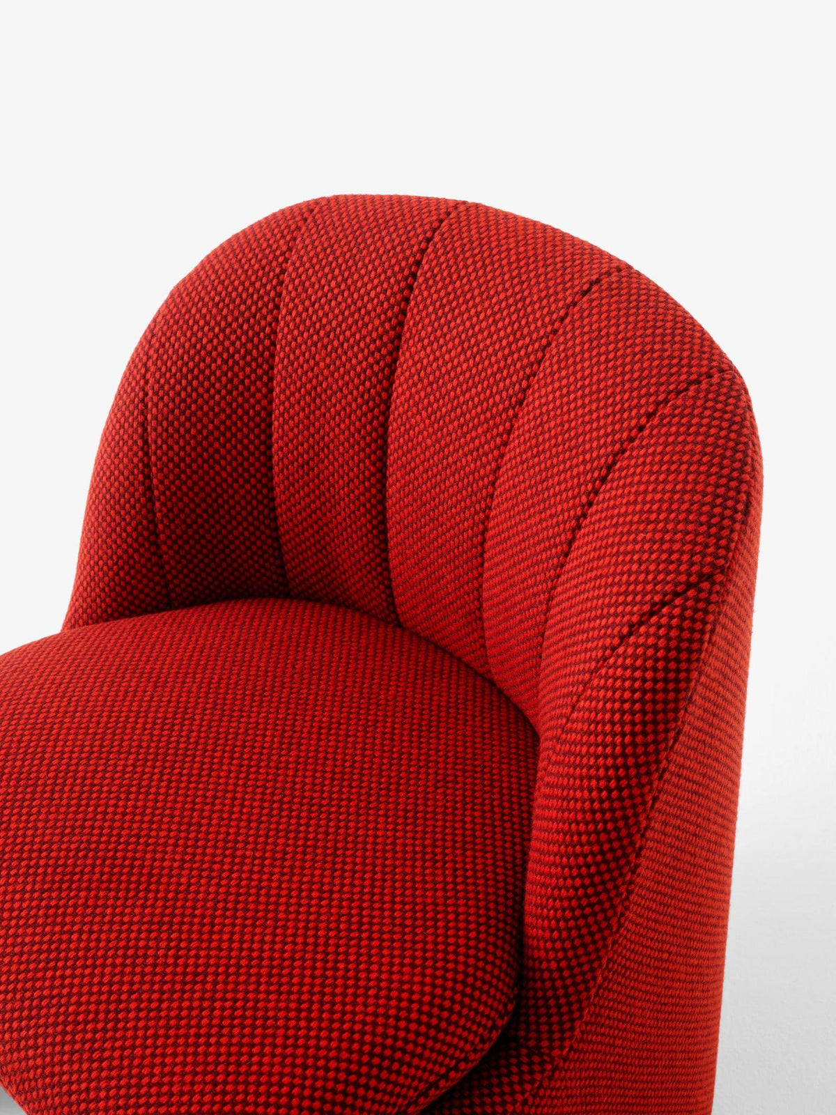 Fauteuil club Loafer SC107 de Space Copenhagen - &amp;Tradition-Tissu groupe 1-The Woods Gallery