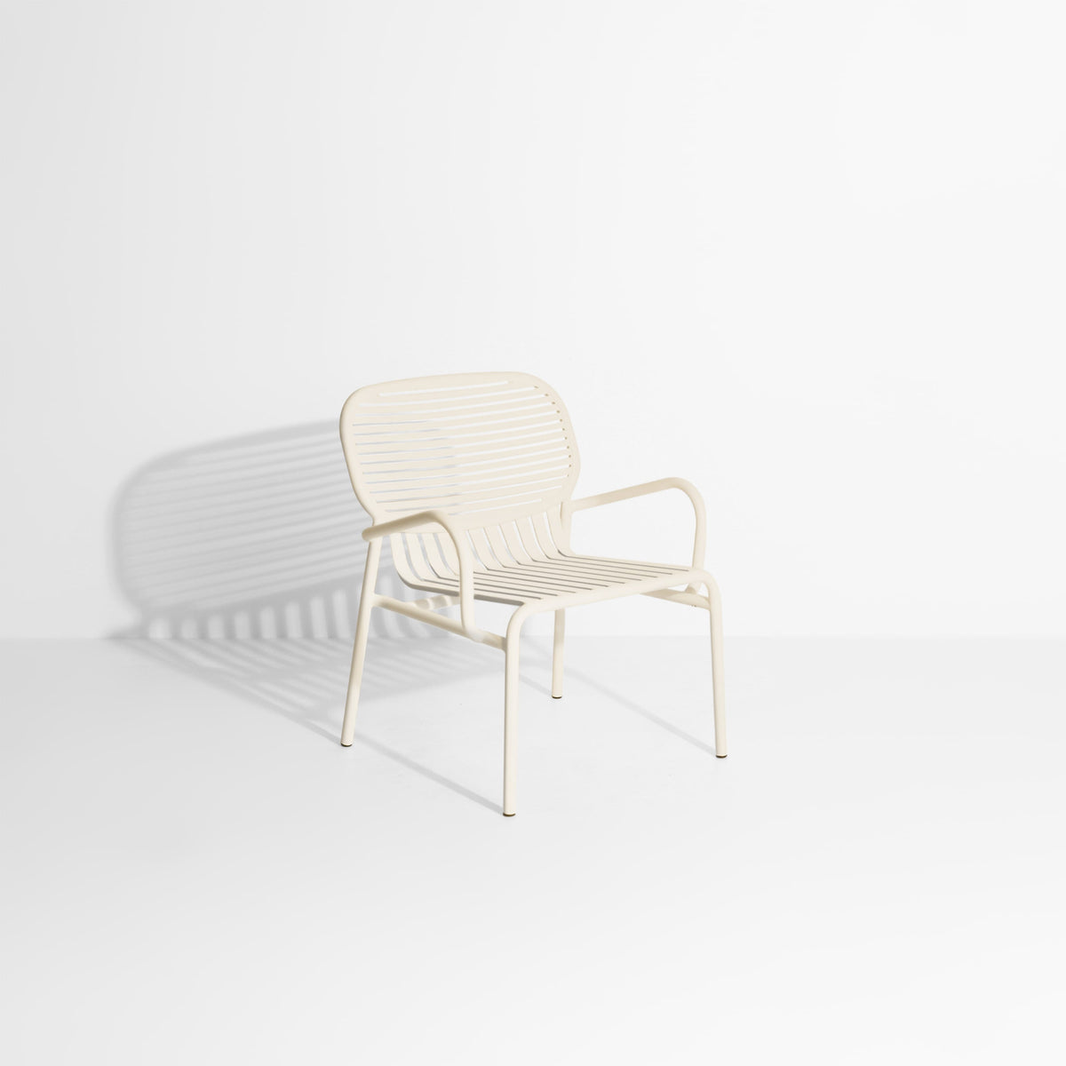 Fauteuil de jardin Week-End de Studio Brichet-Ziegler - Petite Friture-Ivoire-The Woods Gallery