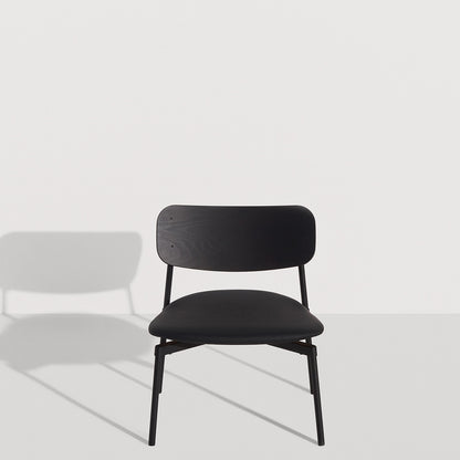 Fauteuil lounge Fromme Bois de Tom Chung - Petite Friture-Cuir noir-The Woods Gallery