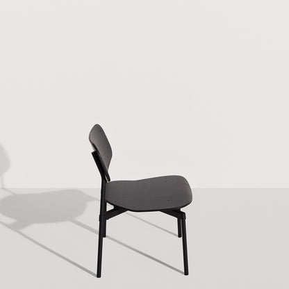 Fauteuil lounge Fromme Bois de Tom Chung - Petite Friture-Noir-The Woods Gallery