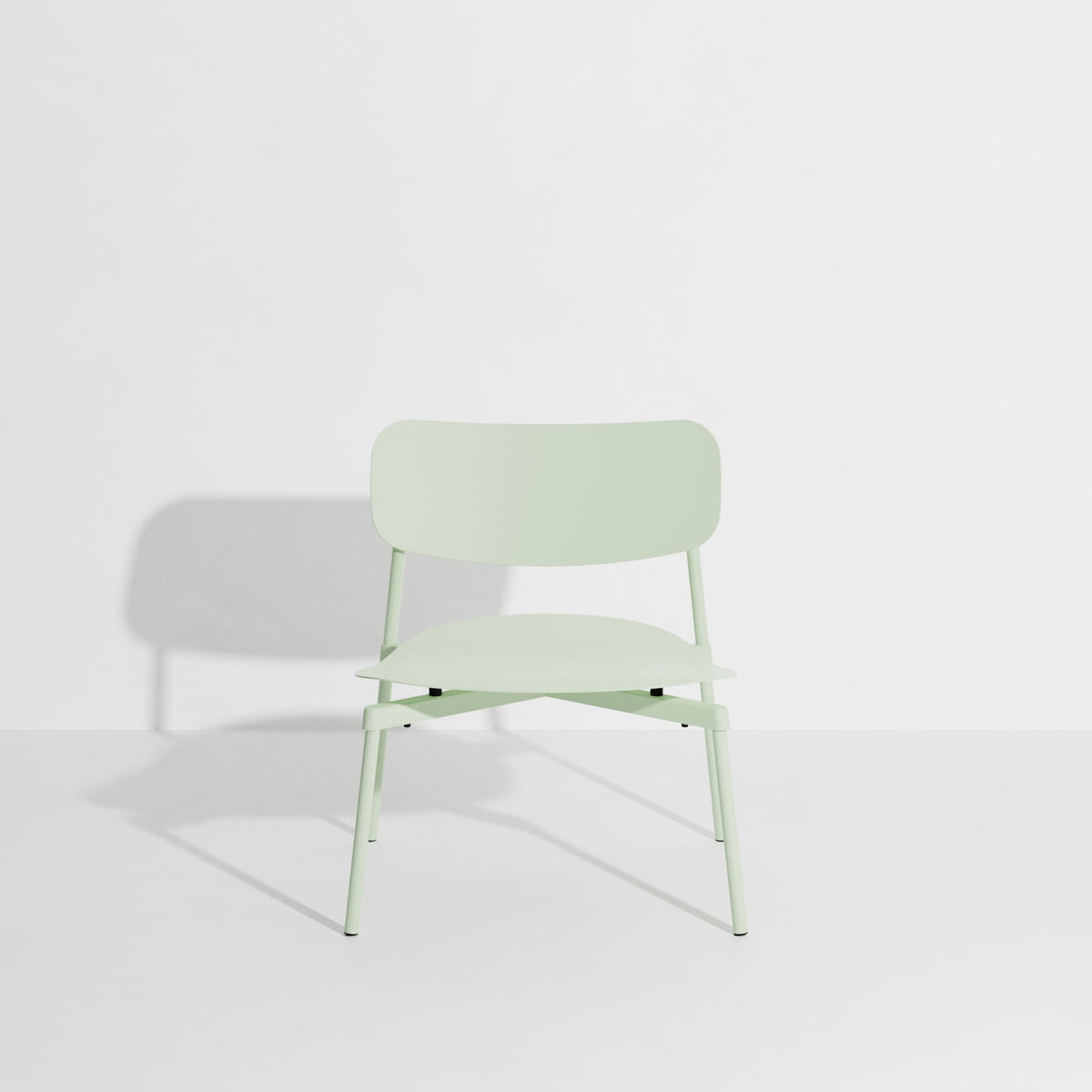Fauteuil lounge Fromme de Tom Chung - Petite Friture-Vert pastel-The Woods Gallery