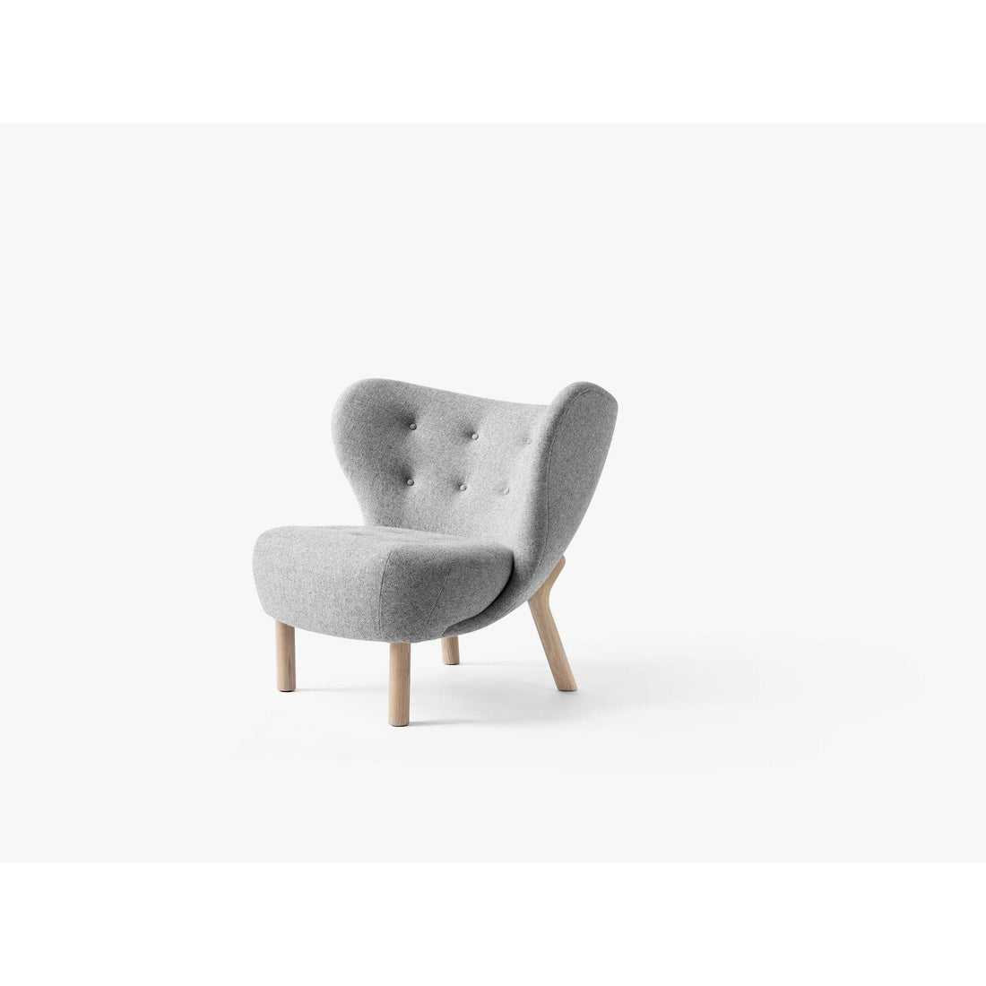 Fauteuil lounge Little Petra VB1 de Viggo Boesen - &amp;Tradition-Chêne huilé-Tissu groupe 3-The Woods Gallery
