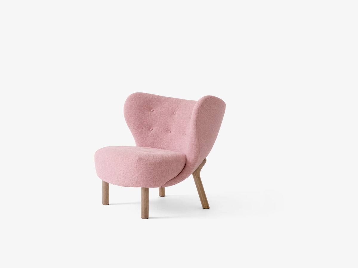 Fauteuil lounge Little Petra VB1 de Viggo Boesen - &amp;Tradition-Chêne huilé-Tissu groupe 4-The Woods Gallery