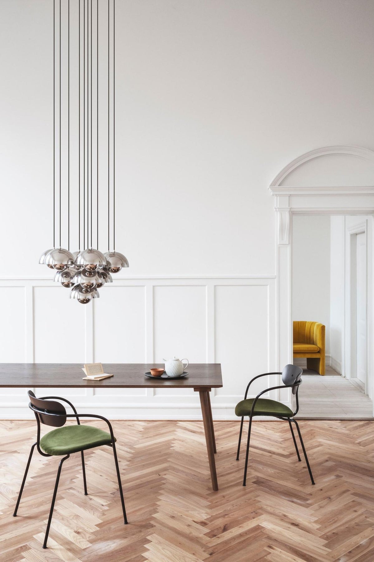 Fauteuil lounge Loafer SC23 de Space Copenhagen - &amp;Tradition-Tissu groupe 1-The Woods Gallery