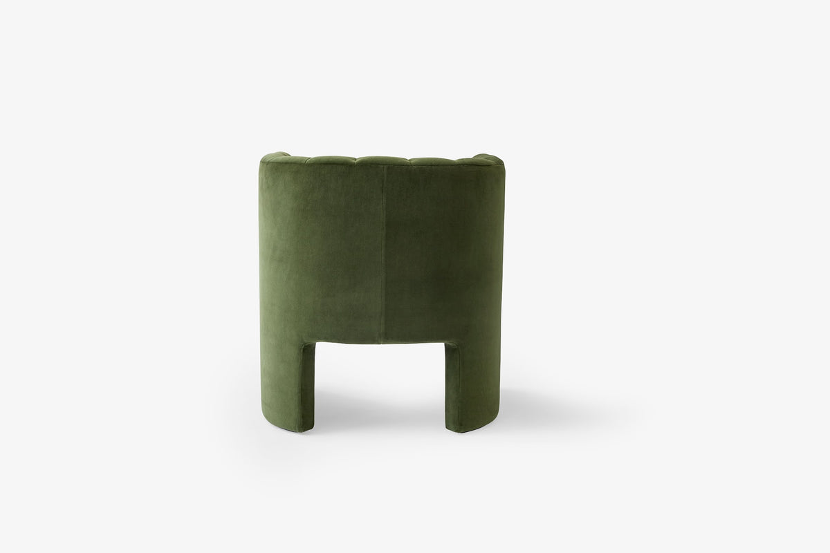 Fauteuil lounge Loafer SC23 de Space Copenhagen - &amp;Tradition-Tissu groupe 1-The Woods Gallery