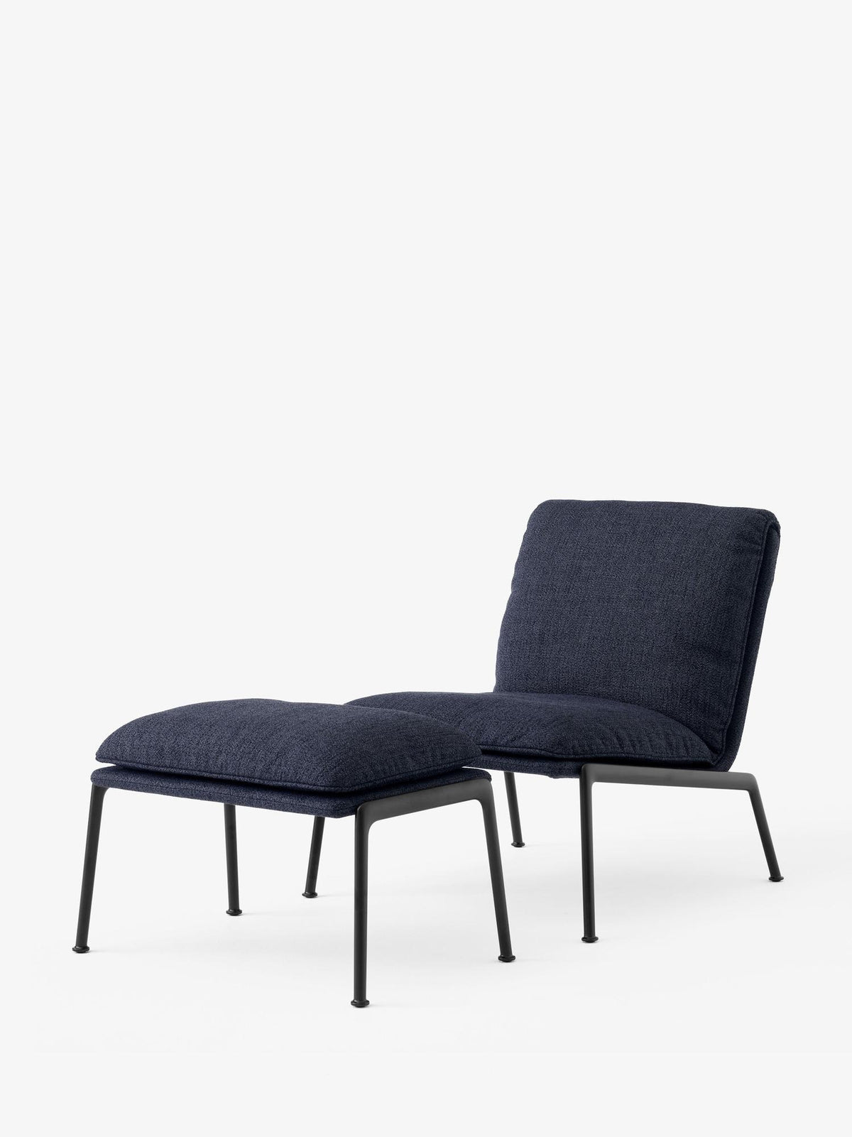 Fauteuil lounge Muno LN18 de Luca Nichetto - &amp;Tradition-Noir chaud-Tissu groupe 1-The Woods Gallery