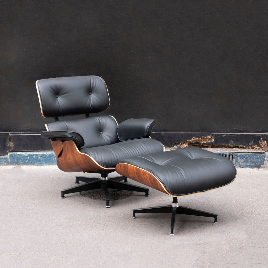 Fauteuil lounge chair de Charles &amp; Ray Eames 2019 - Herman Miller-The Woods Gallery