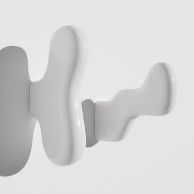 Klump Set de 2 patères de Henrik Ødegaard - Petite Friture-Blanc-The Woods Gallery