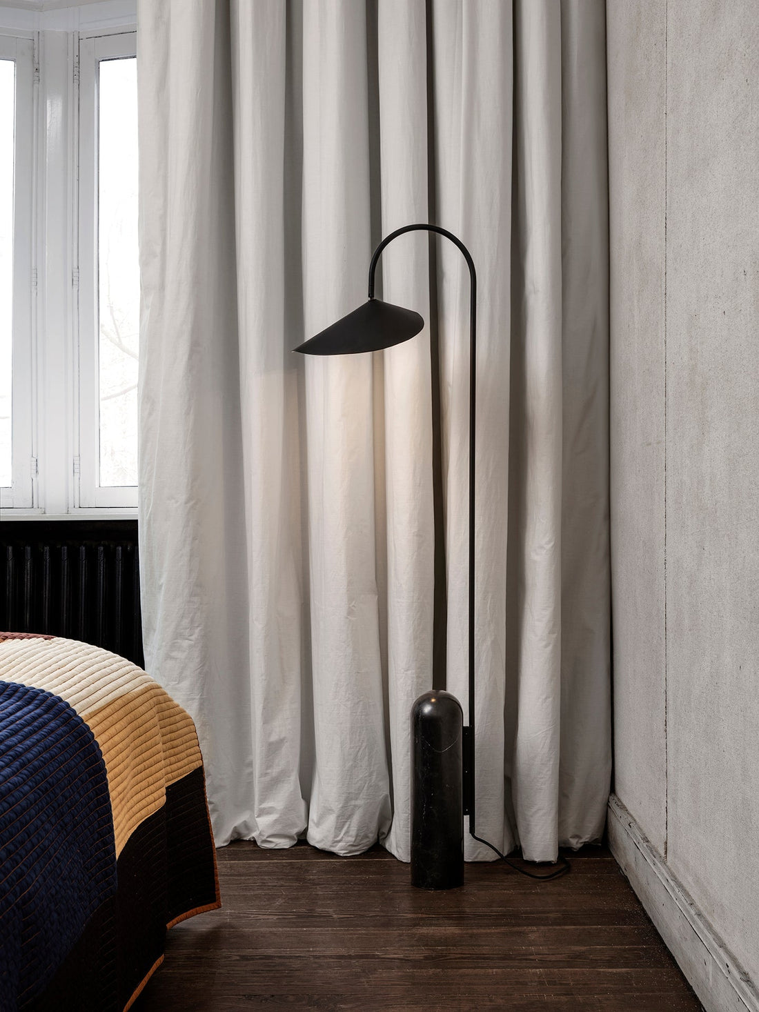 Lampadaire Arum - Ferm Living-Cachemire-The Woods Gallery