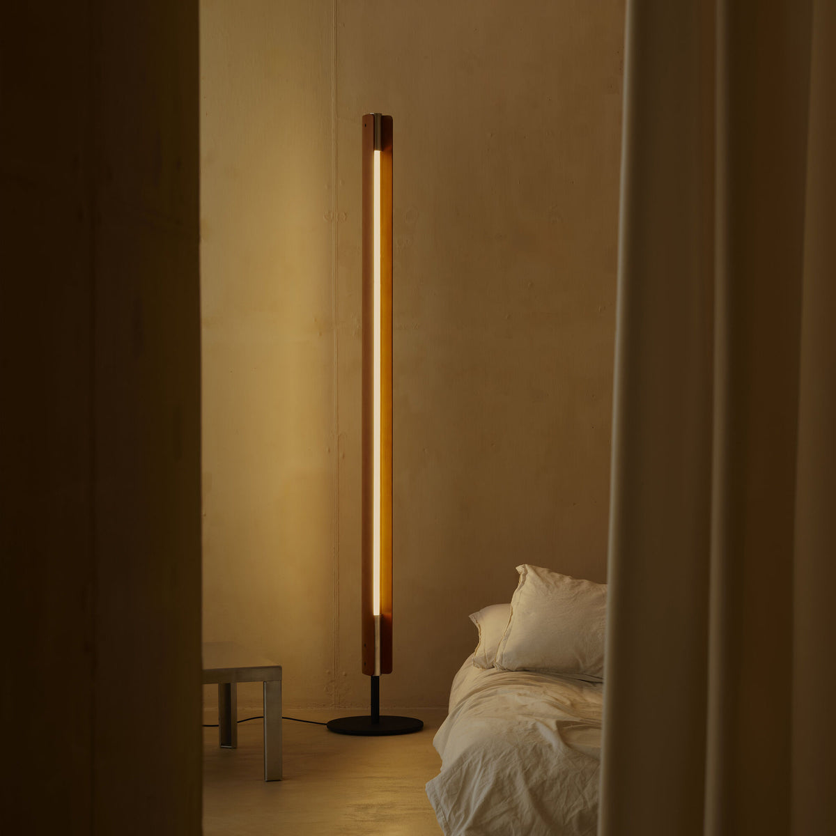 Lampadaire Seki-Han de Tobia Scarpa - Flos-The Woods Gallery
