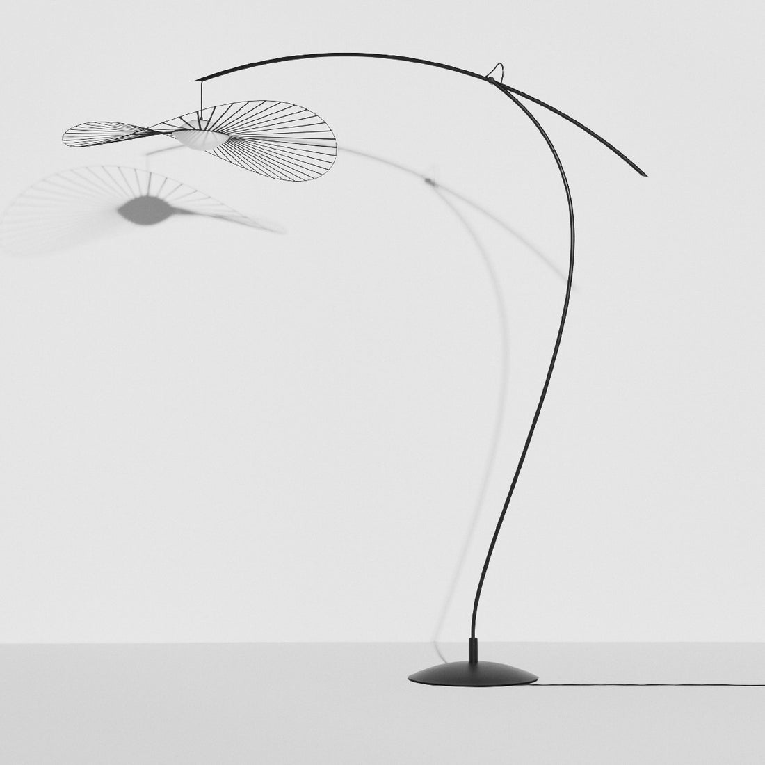 Lampadaire Vertigo Nova de Constance Guisset - Petite Friture-Noir-The Woods Gallery