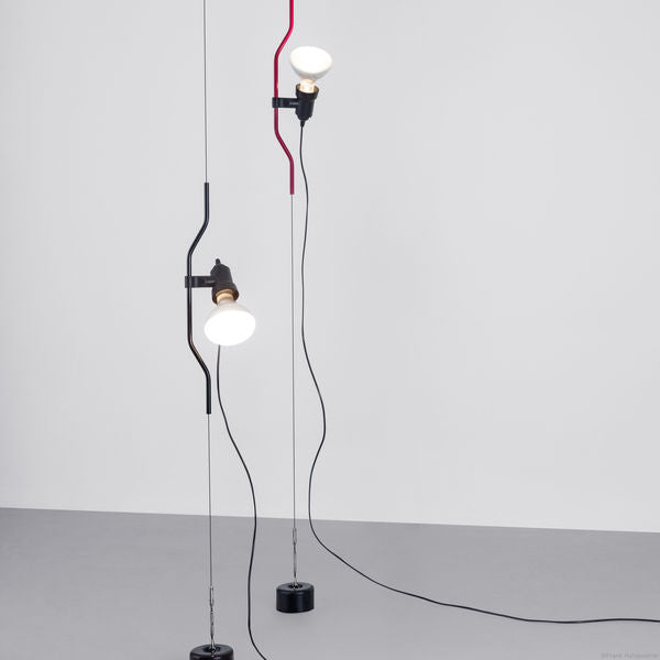 Lampe Parentesi par Achille Castiglioni - Flos-Noir-Sans variateur de lumière-The Woods Gallery