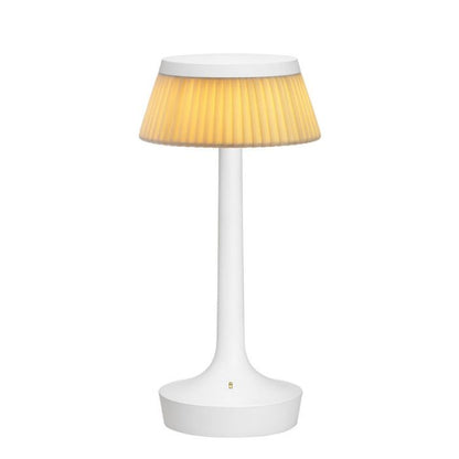 Lampe à poser Bon Jour Unplugged de Philippe Starck - Flos-Blanc-Abat-Jour Ivoire-The Woods Gallery