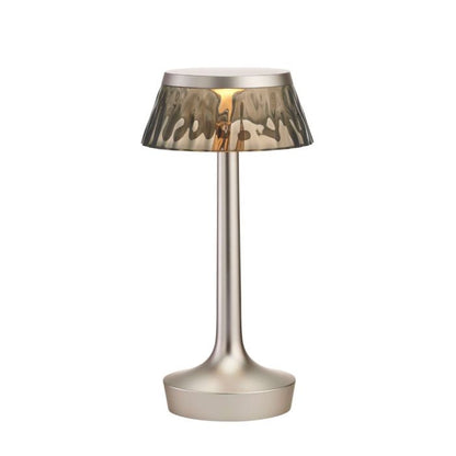 Lampe à poser Bon Jour Unplugged de Philippe Starck - Flos-Chrome noir-Abat-Jour Fumé-The Woods Gallery