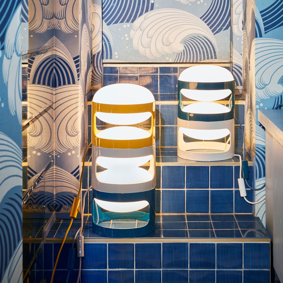 Lampe à poser KD28 de Joe Colombo - Kartell-Blanc-The Woods Gallery