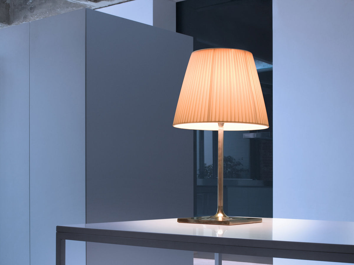 Lampe à poser KTribe T2 de Philippe Starck - Flos-Transparent-Sans ampoule-The Woods Gallery
