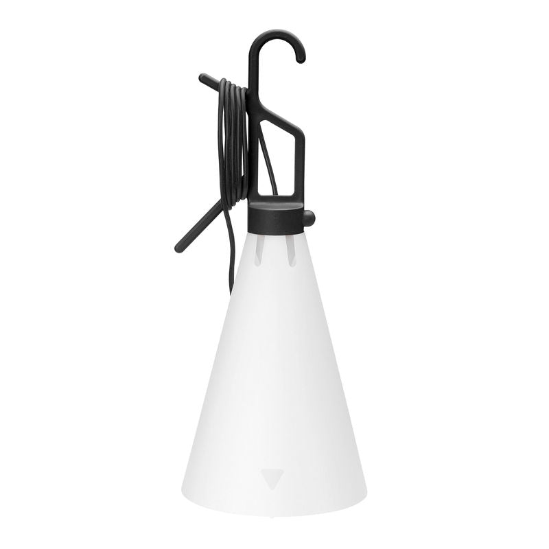 Lampe baladeuse Mayday Outdoor de Konstantin Grcic - Flos-Noir-The Woods Gallery