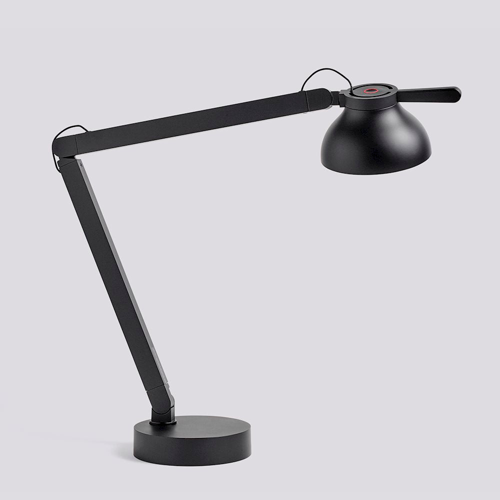 Lampe de bureau PC de Pierre Charpin - Hay-The Woods Gallery