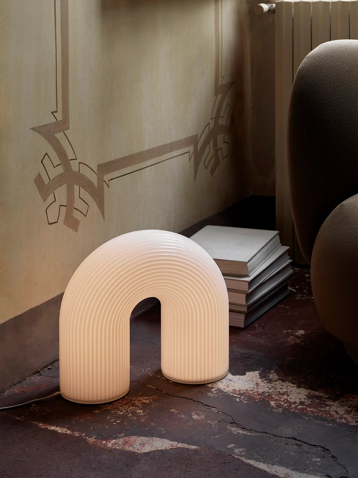Lampe de sol Vuelta - Ferm Living-The Woods Gallery