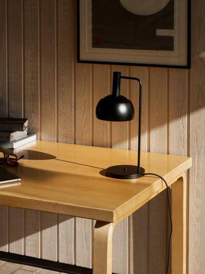 Lampe de table FJ Elements de Finn Juhl - Louis Poulsen-Noir-The Woods Gallery