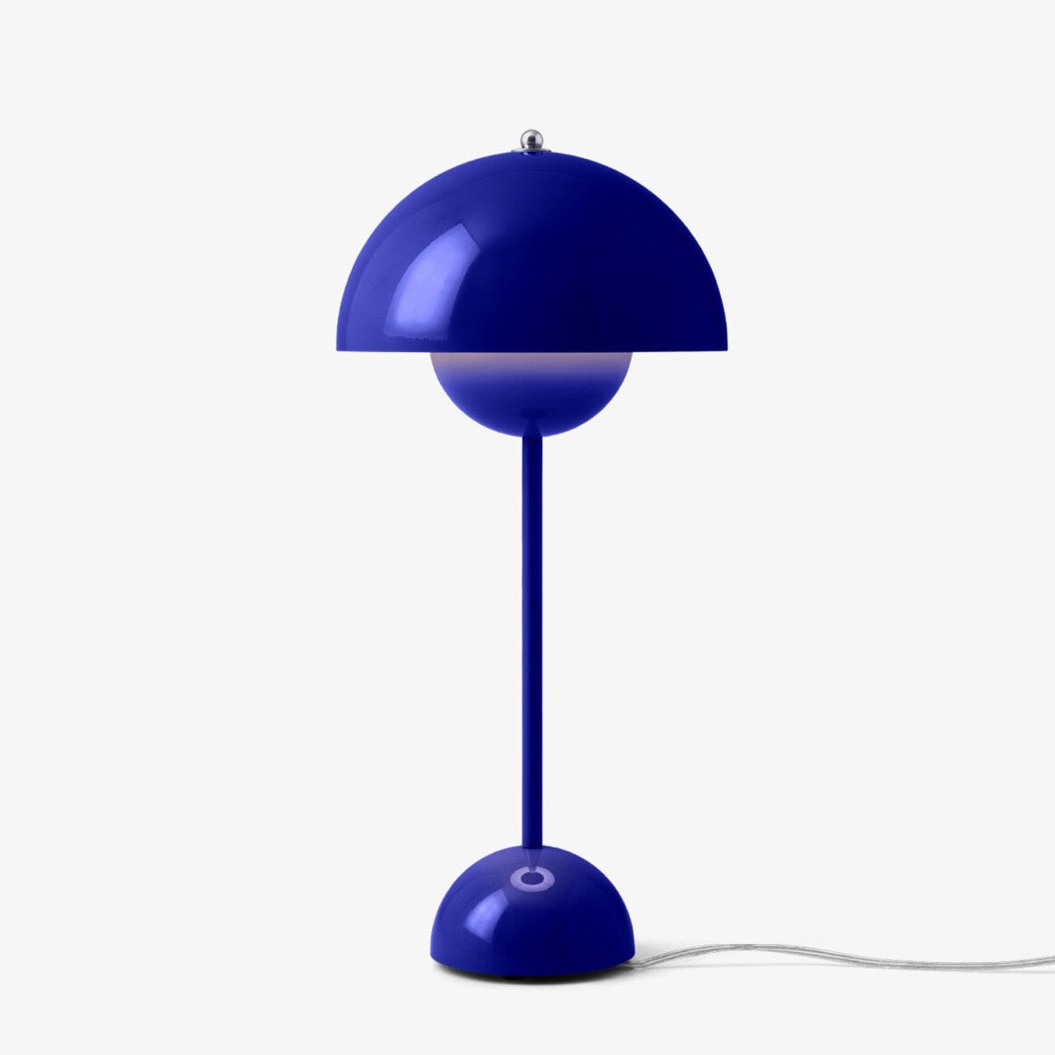 Lampe de table Flowerpot VP3 de Verner Panton - &amp;Tradition-Bleu cobalt-The Woods Gallery
