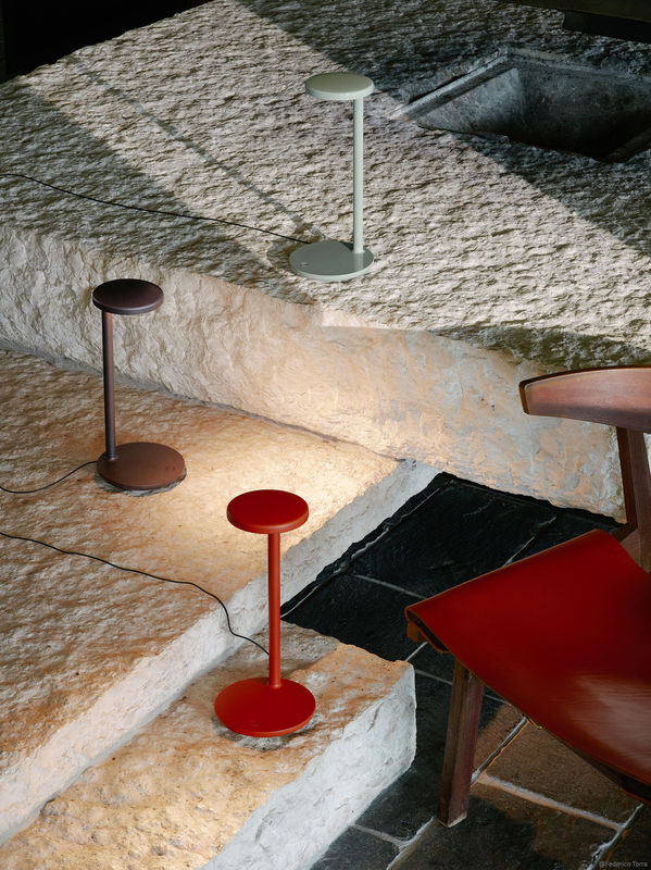 Lampe de table Oblique QI Led de Vincent Van Duysen - Flos-Blanc-The Woods Gallery