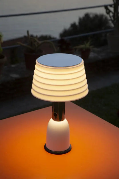 Lampe de table PL3 - George Sowden-Blanc-The Woods Gallery