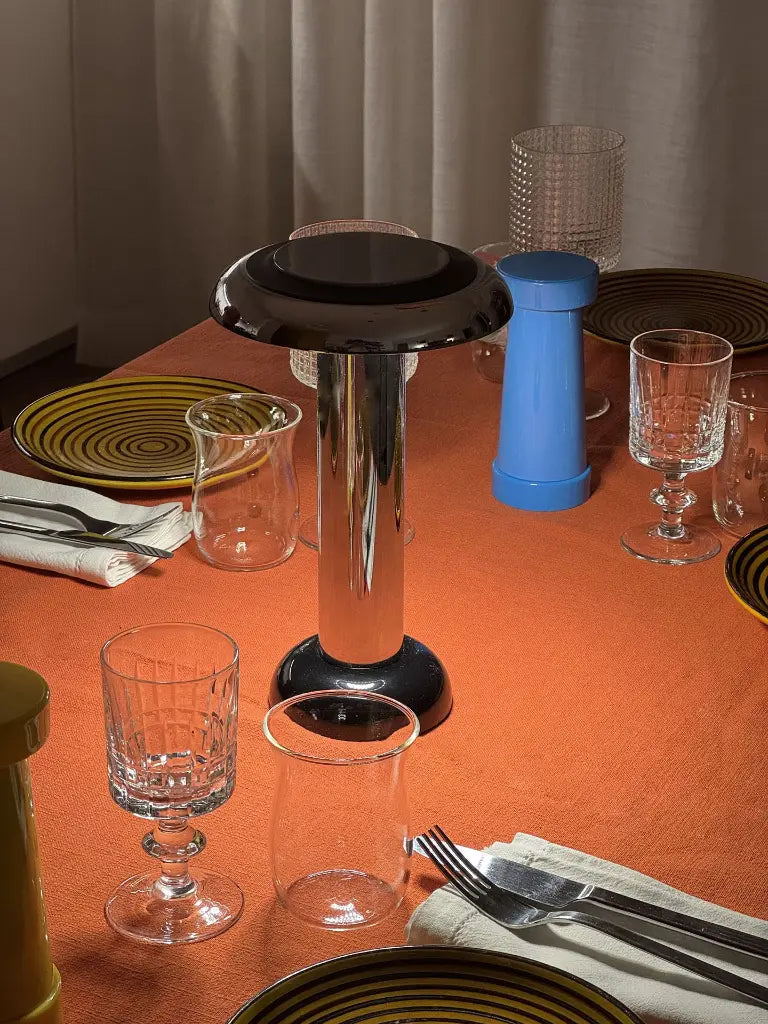 Lampe de table PL6 métal - George Sowden-The Woods Gallery