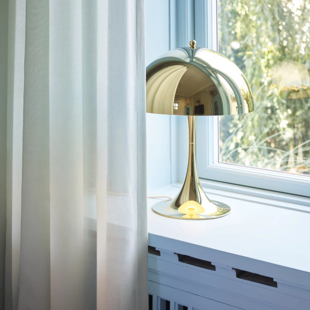 Lampe de table Panthella 320 - Louis Poulsen-Chromé brillant-The Woods Gallery