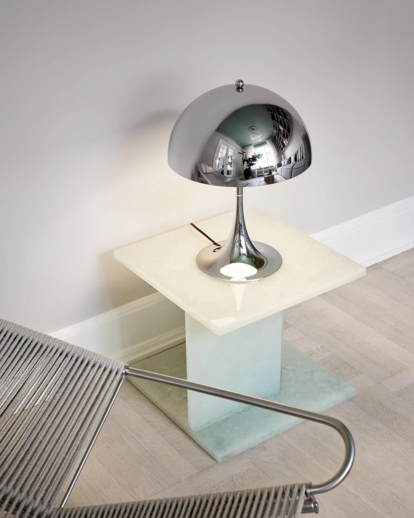 Lampe de table Panthella 320 - Louis Poulsen-Chromé brillant-The Woods Gallery