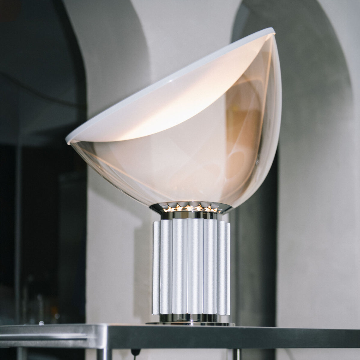 Lampe de table Taccia LED PMMA d&