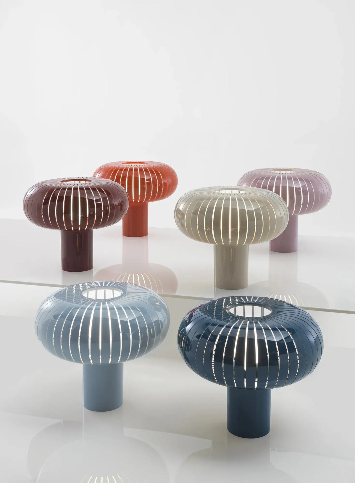 Lampe de table Teresa de Ferruccio Laviani - Kartell-Noir-The Woods Gallery