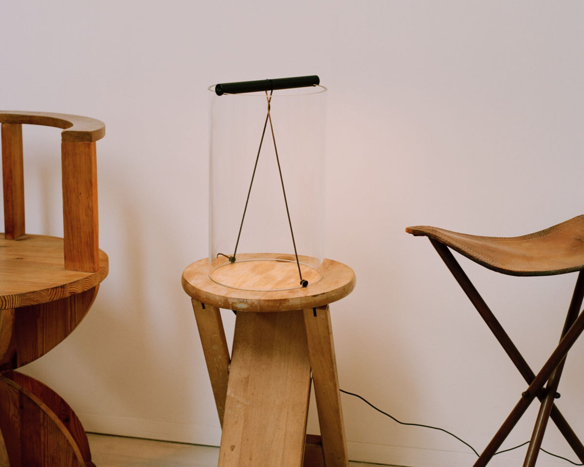 Lampe de table To-Tie de Guglielmo Poletti - Flos-T1, 21 × 21 × H 19 cm-The Woods Gallery