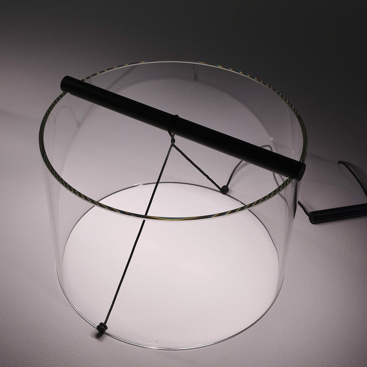 Lampe de table To-Tie de Guglielmo Poletti - Flos-T1, 21 × 21 × H 19 cm-The Woods Gallery