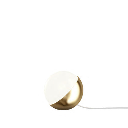 Lampe de table VL Studio - Louis Poulsen-Doré-150-The Woods Gallery