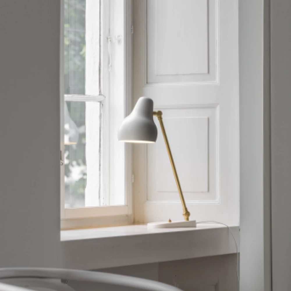 Lampe de table VL38 - Louis Poulsen-Blanc-The Woods Gallery