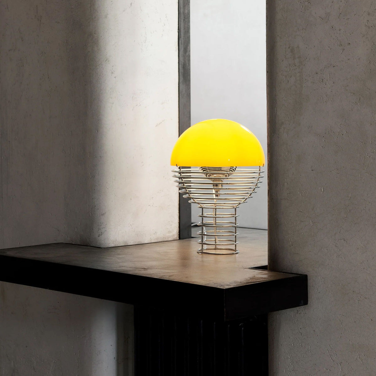 Lampe de table Wire Ø 30 cm de Verner Panton - Verpan-Blanc-The Woods Gallery