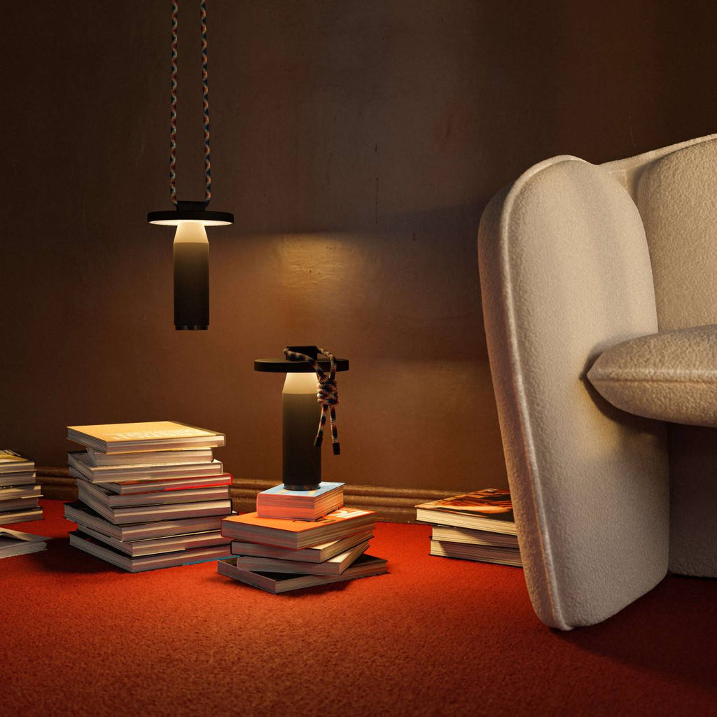 Lampe d'extérieur sans fil rechargeable Quasar - Petite Friture-Rouge Orangé-The Woods Gallery