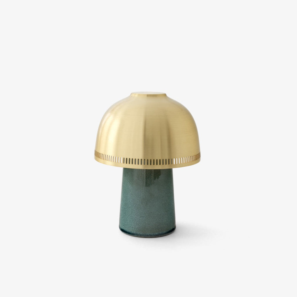 Lampe sans fil rechargeable Raku SH8 métal par Sebastian Herkner - &Tradition-Laiton-The Woods Gallery
