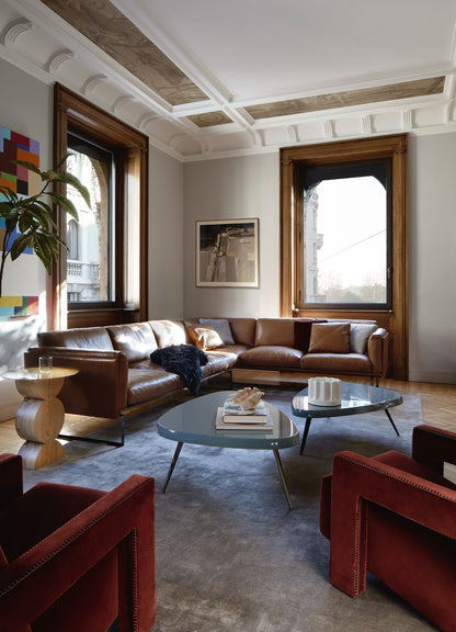 Canapé 5 Appartement Le Corbusier (LC5) - Cassina-ambiance catalogue Cassina 2026 (vue 2)-The Woods Gallery