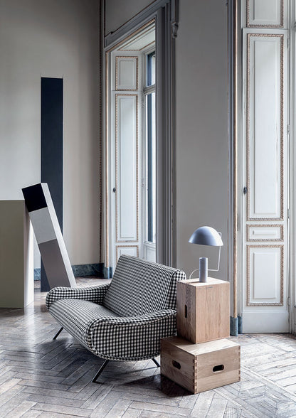 Fauteuil 720 Lady de Marco Zanuso - Cassina-ambiance catalogue Cassina 2026 (vue 3)-The Woods Gallery