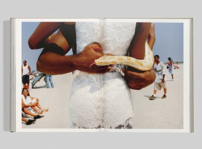 Livre All Eyes On Me - Mai Lucas-The Woods Gallery