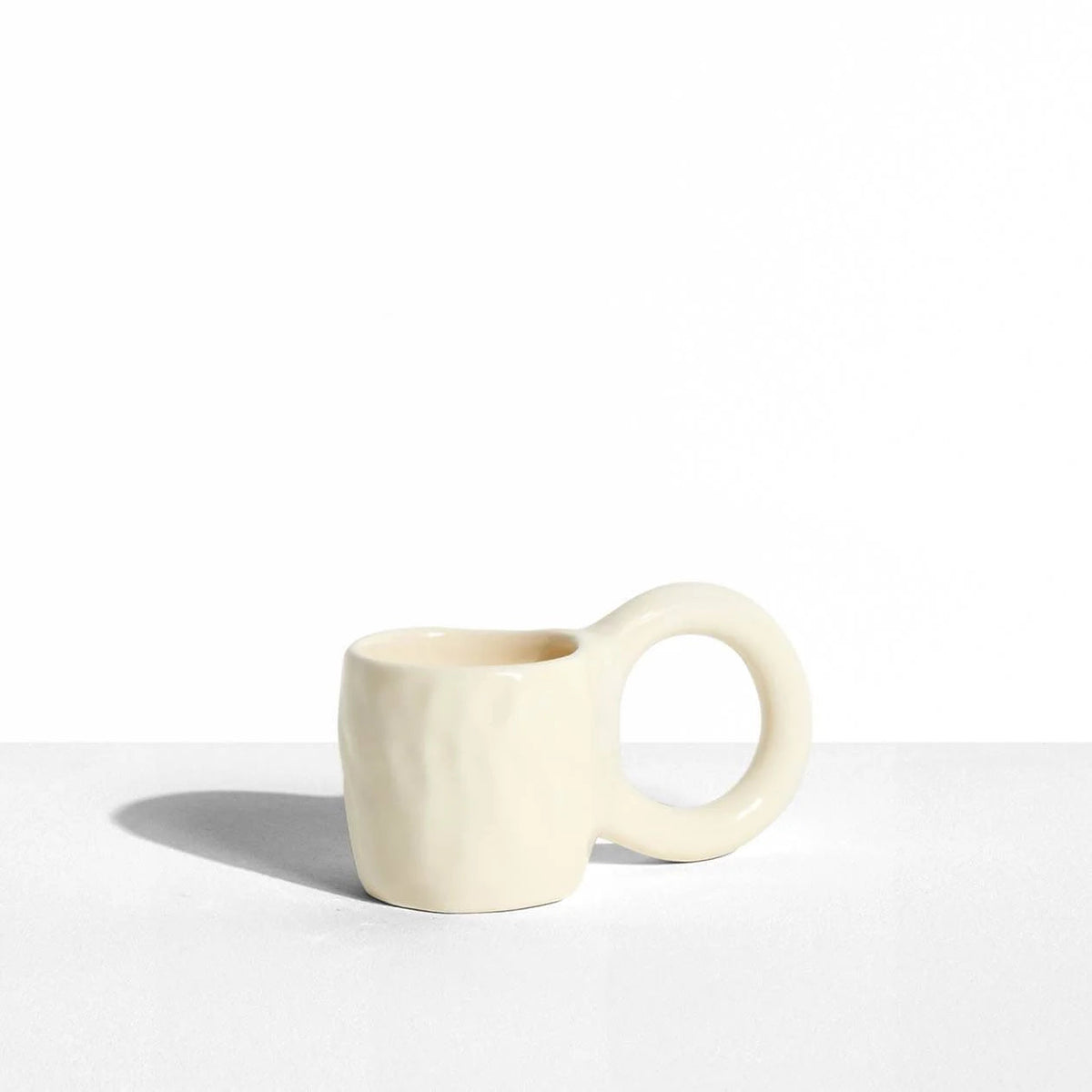 Lot de 2 Tasses à café Donut de Pia Chevalier - Petite Friture-Jaune Lemon-The Woods Gallery