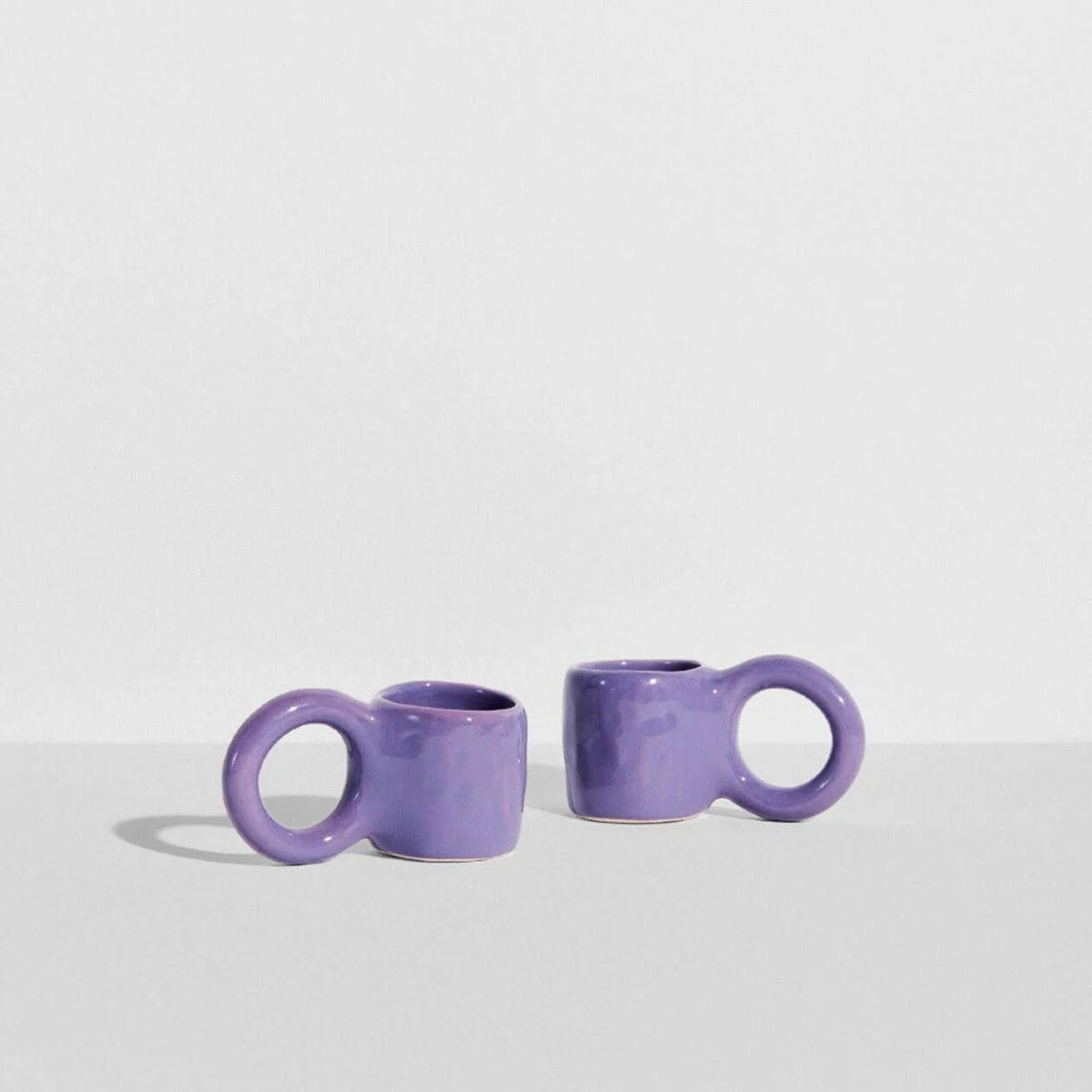 Lot de 2 Tasses à café Donut de Pia Chevalier - Petite Friture-Mauve Myrtille-The Woods Gallery