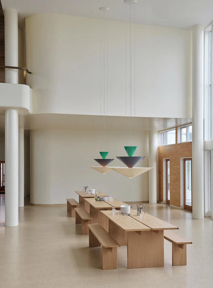 Lustre Gio LN15 de Luca Nichetto - &amp;Tradition-Vert signal, bleu profond &amp; blanc écru-The Woods Gallery